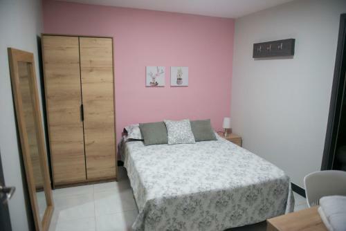 Hostal Casa Tangara Caf� Y Hospedaje
