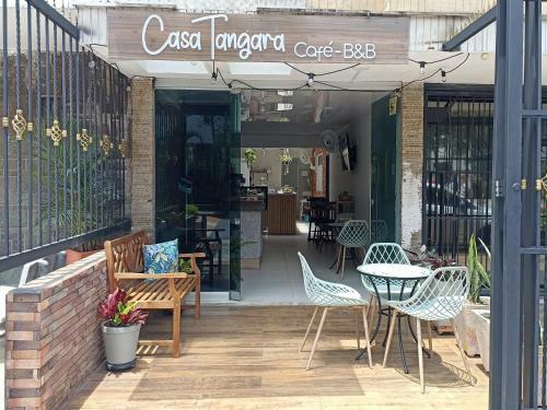 Hostal Casa Tangara Caf� Y Hospedaje