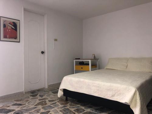 Apartamento C�modo , C�ntrico Y Bien Ubicado 302