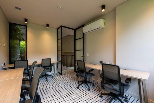 Hotel Nak�a: Stay + Work