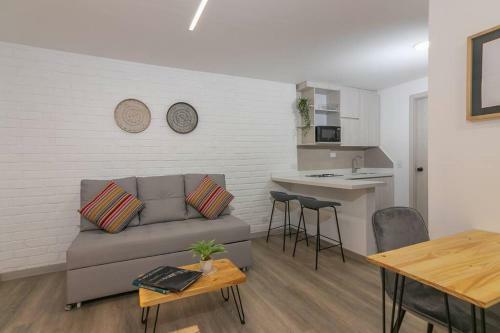 Hermoso Apartamento En Laureles