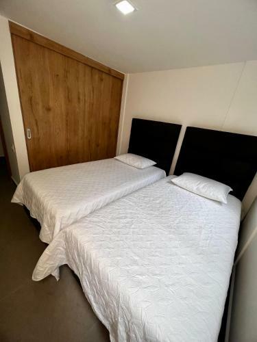 Apartamento Central En Altos Del Poblado Para Estancias Largas