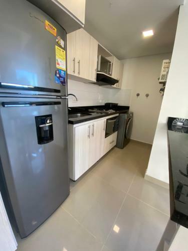 Apartasuite Moderna - En El Coraz�n Del Poblado Medell�n