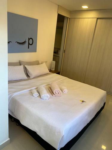 Apartasuite Moderna - En El Coraz�n Del Poblado Medell�n
