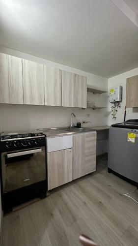 Apartamento De Viajeros En Poblado Medellin