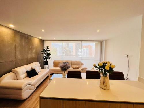 Apartamento En El Poblado, Medellin