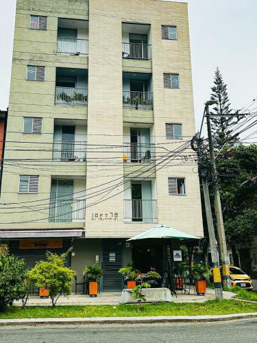 Moderno Y Acogedor Apartamento Medell�n Laureles