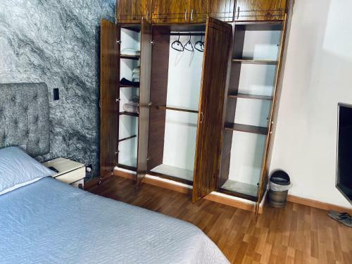 Hostal Linda Y Grande Room En El Parque De Laureles