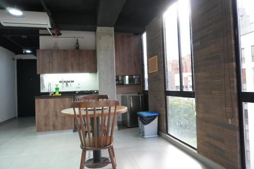 Apartamento Amoblado En Laureles