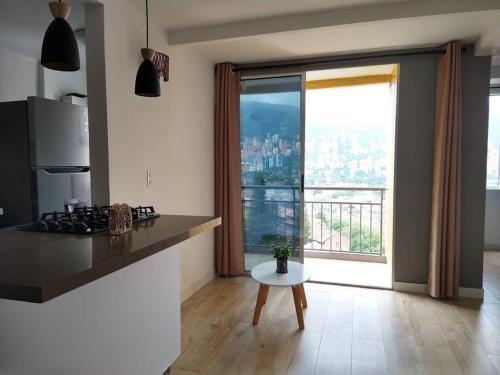 Apartamento Amoblado Completo -vista Espectacular
