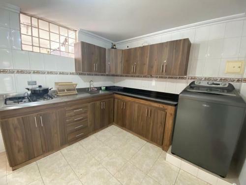 Hostal Hermosa Habitaci�n Amoblada