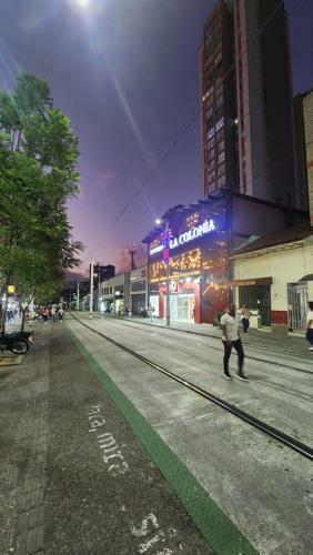 Hostal Hermosa Habitaci�n Amoblada