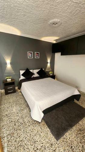 Hostal Hermosa Habitaci�n Amoblada