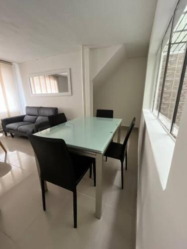 Apartamento Traditional Roomy House