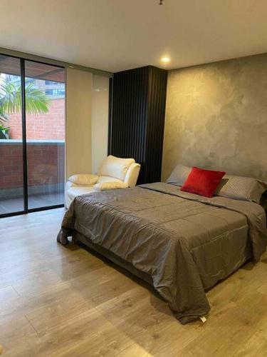 Apartment In The Poblado, Close To Lleras Park