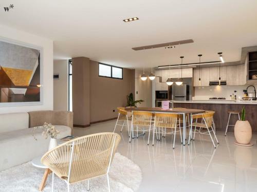 Apartamento Impressive 3br With Modern Balcony