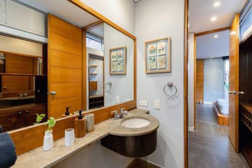 Apartamento El Poblado, Finisterre Ap 801