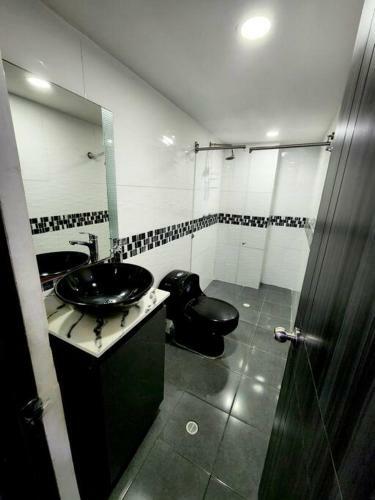 Hermoso Y Nuevo Apartamento En Laureles