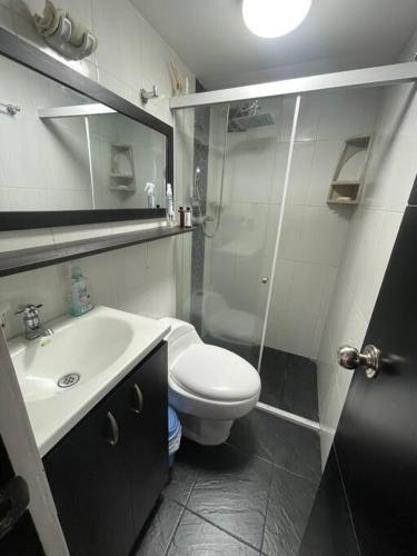 Hermoso Apartamento Con Piscina , Central A Todo .