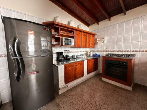 Apartamento Casa Para 16 Personas Laureles