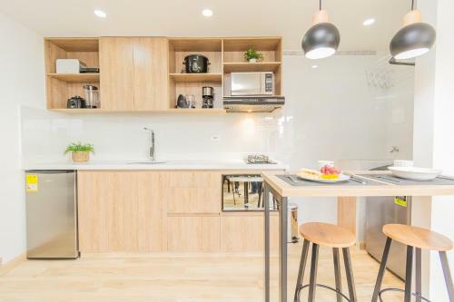 Apartamento New! Homey Loft El Tesoro-fast Wifi