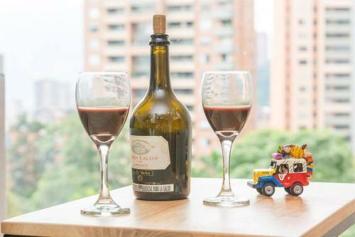 Apartamento New! Homey Loft El Tesoro-fast Wifi