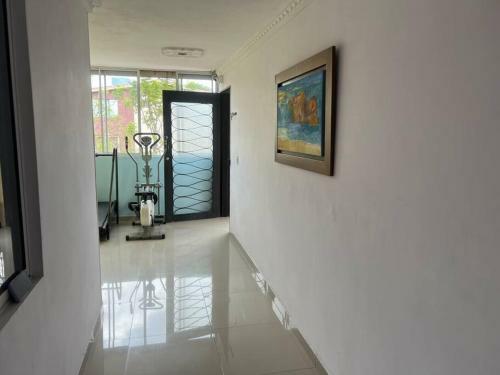 Casa De Lujo Muy Ampl�a Con Ubicaci�n Privilegiada