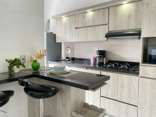 Amplio Apartamento Para 4 En Laureles