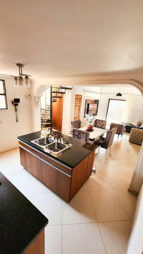 Apartment In Laureles With Jacuzzi And Own Gym