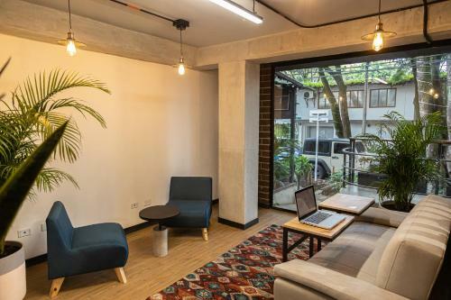 Be Together Coworking & Coliving 503