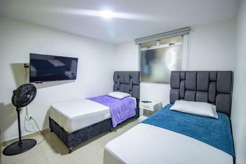 Apartamento Dos Alcobas Estadio Obelisco Piso 2