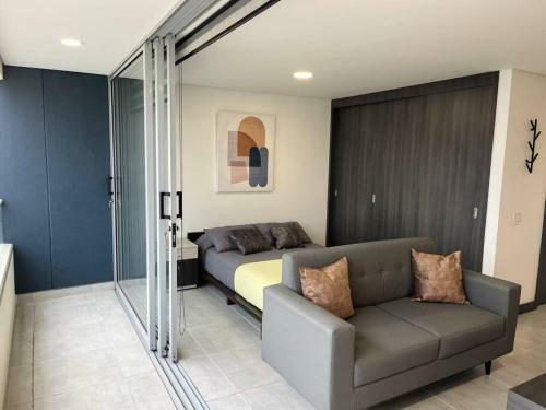 Apartamento Stunning Loft Ciudad Del Rio Poblado-pool-gym-view