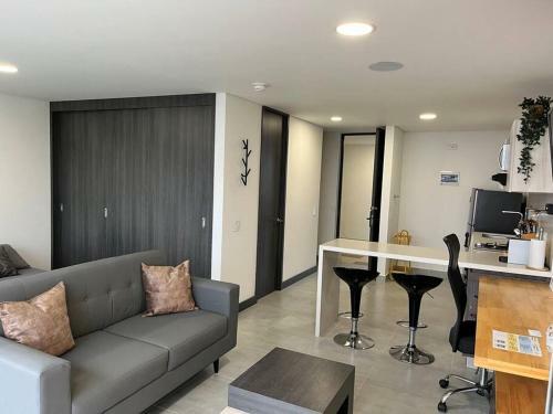 Apartamento Stunning Loft Ciudad Del Rio Poblado-pool-gym-view