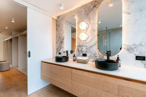 Villa Provenza Luxury Penthouse ? Pvt. Rooftop ? Jacuzzi
