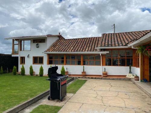 Linda Casa Colonial Remodelada