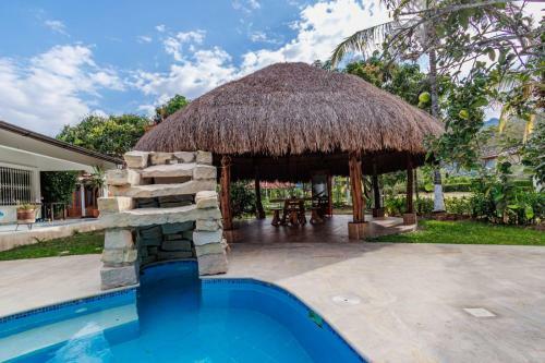 Villa Julieta Caba�a 1