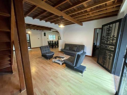 Casa Finca Con Jacuzzi En Guarne Antioquia