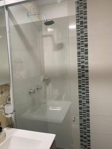 Apartamento Nuevo. Vista A Monta�as