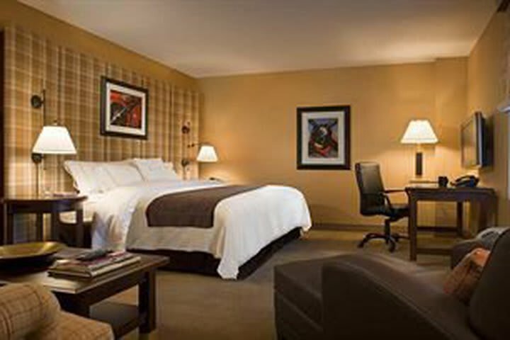 Hotel Doubletree By Hilton Cincinnati Airport