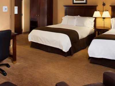 Hotel Doubletree By Hilton Cincinnati Airport