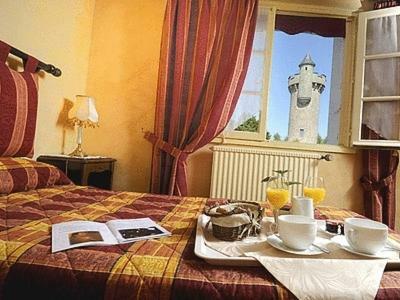 Hotel Logis H�tel De La Tour