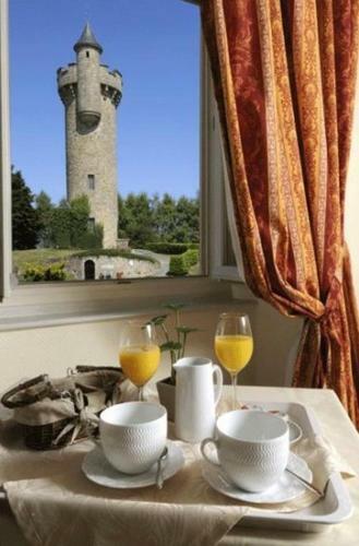 Hotel Logis H�tel De La Tour