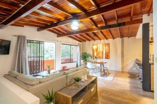 Apartamento Casa Jardines, Moderna Y Tradicional Casa En Envigado