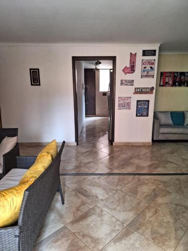 La S�per Habitaci�n De La Frontera Poblado / Envigado