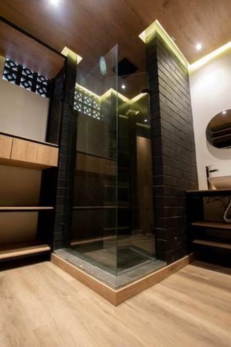 Apartamento Deluxe Man Cave With Jacuzzy