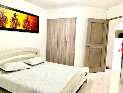 Apartamento En El Rodadero, Muy Bien Ubicado