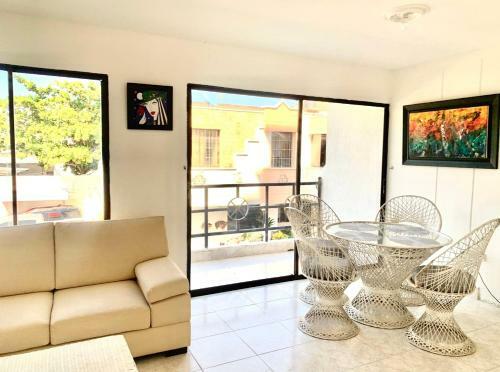 Apartamento En El Rodadero, Muy Bien Ubicado
