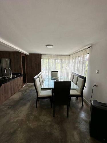 Villa Mercy, Finca Con Jacuzzi Cerca A Pereira
