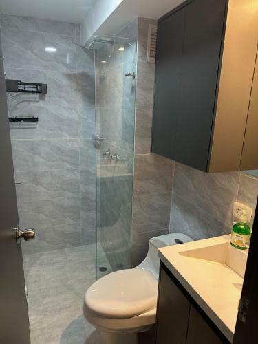 Moderno Apartamento Primer Piso