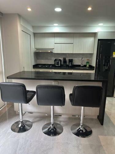 Moderno Apartamento Primer Piso